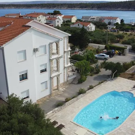 Olga Apartament Rab Town