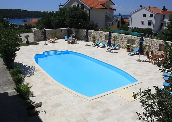 Apartment Olga Rab Town